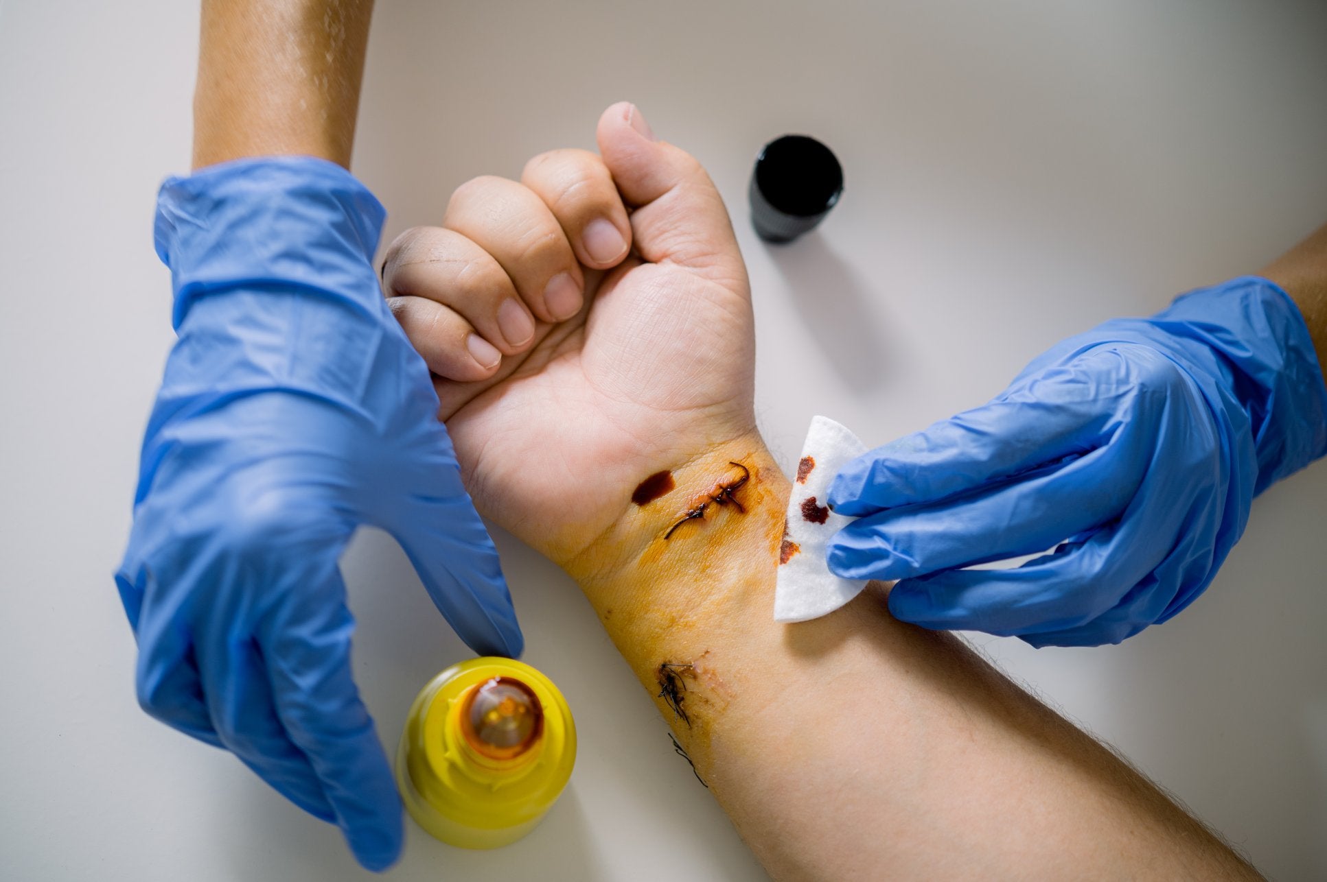 First aid treatment for a penetrating injury - ComplyPlus LMS™ - The Mandatory Training Group UK -