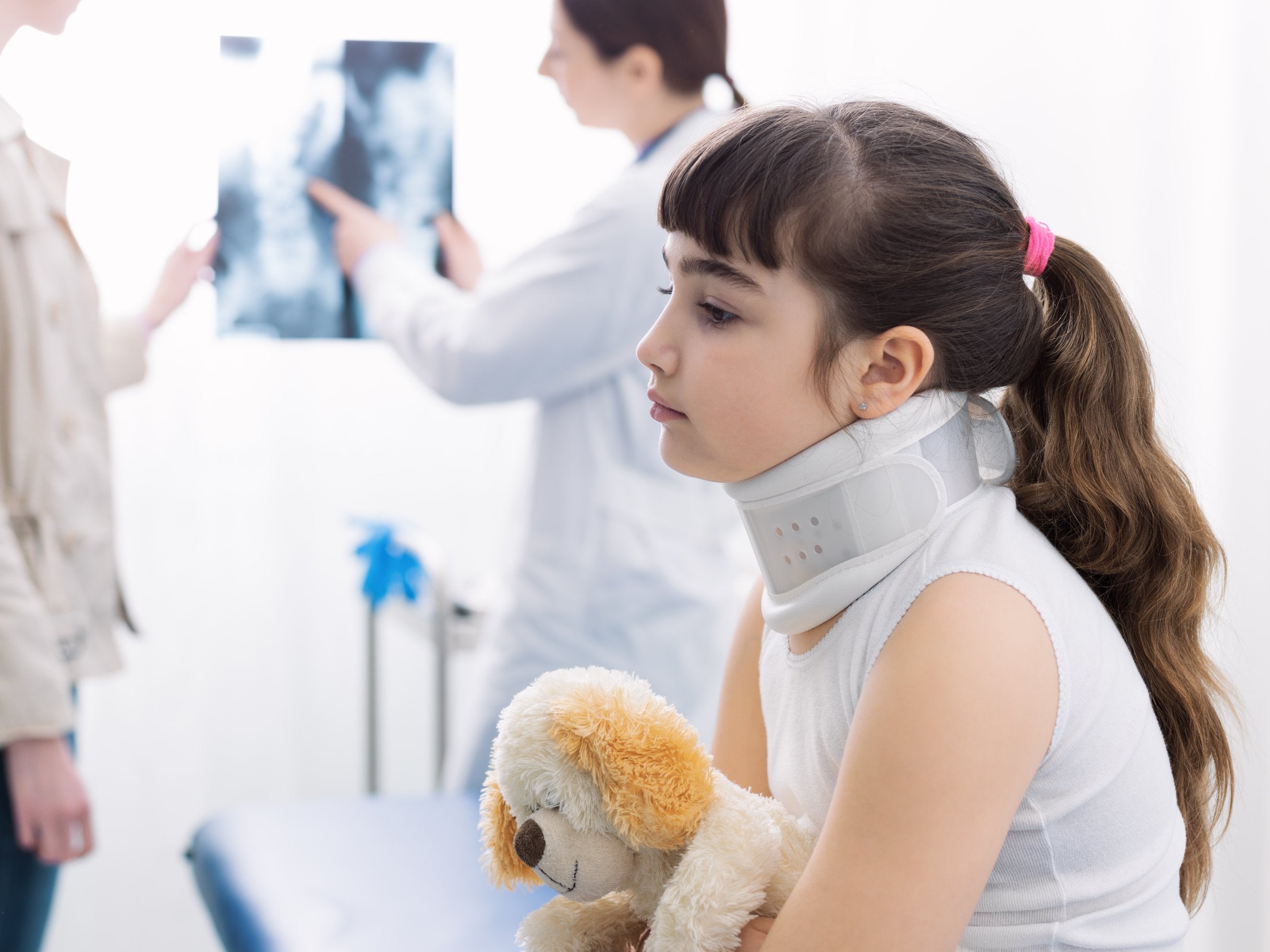 First aid for traumatic injuries in children and babies