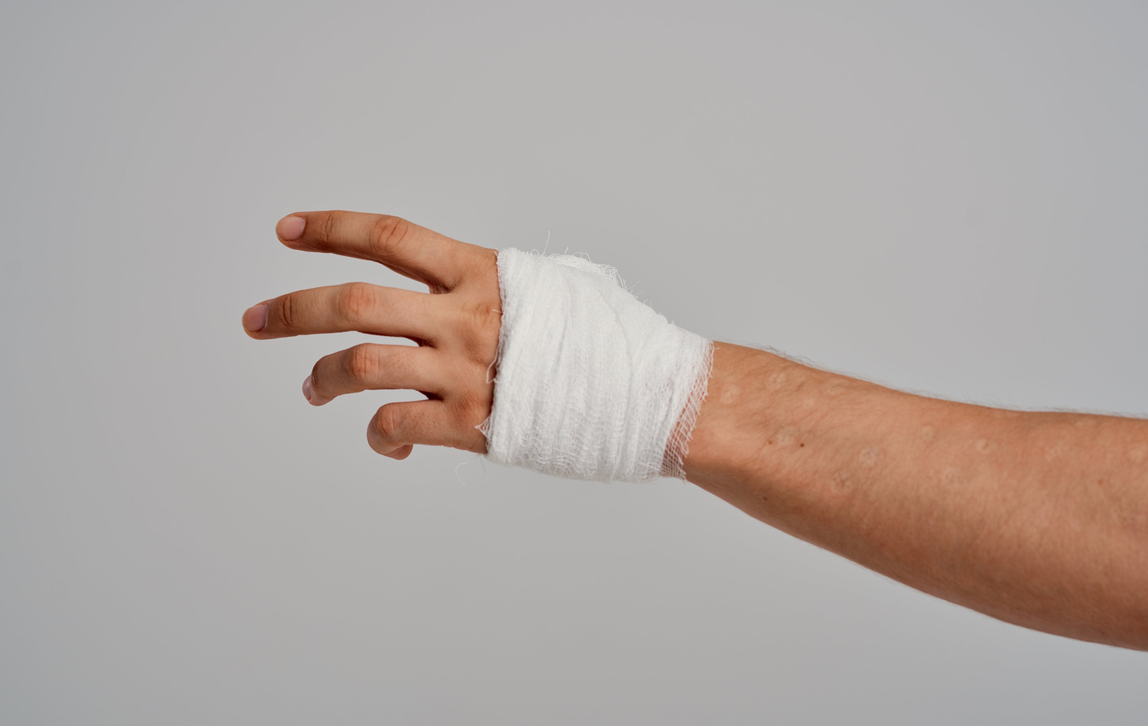 First aid treatment for human bites - ComplyPlus™ - The Mandatory Training Group UK -