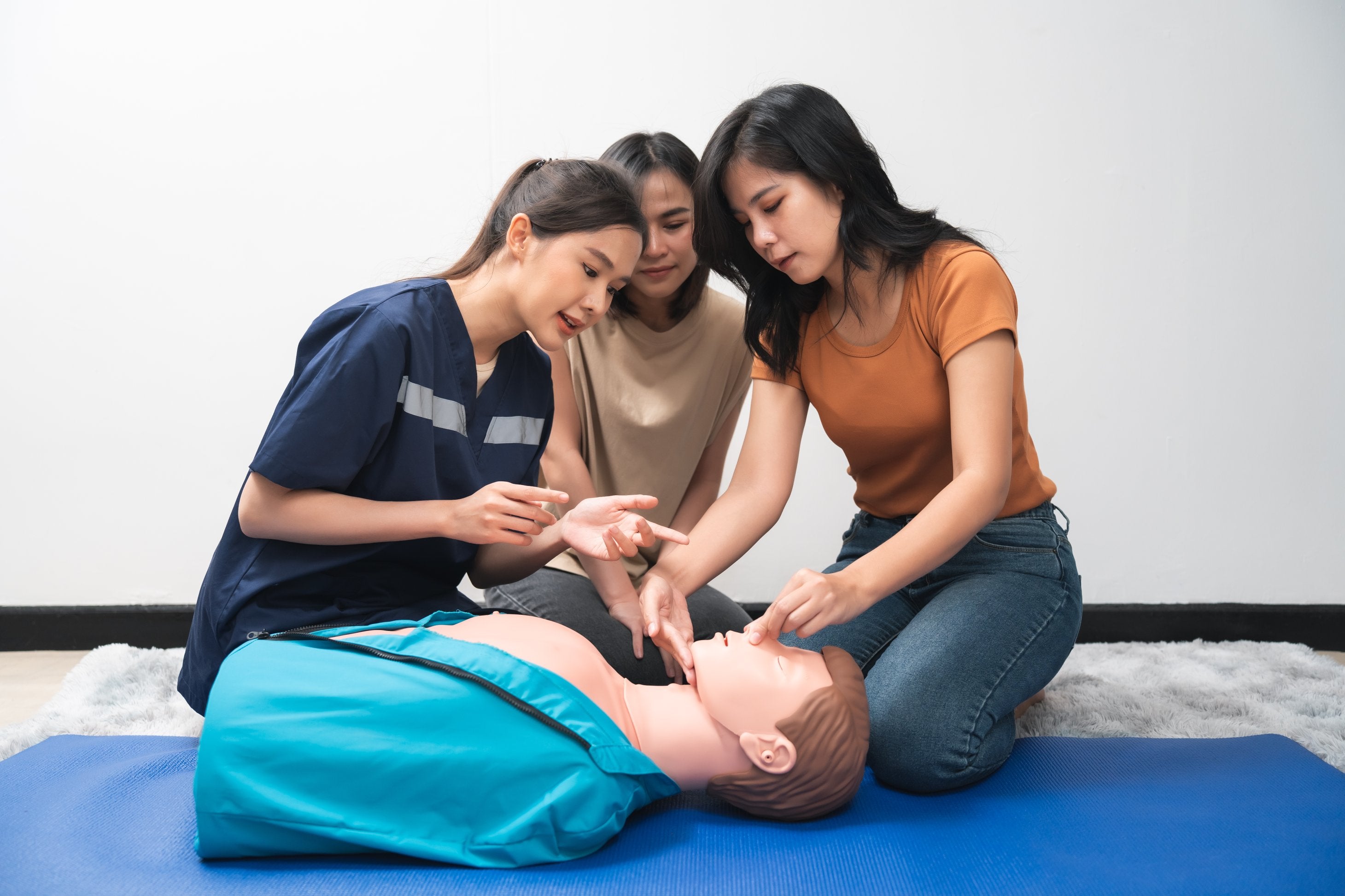 What is primary survey in first aid? - ComplyPlus™ - The Mandatory Training Group UK -
