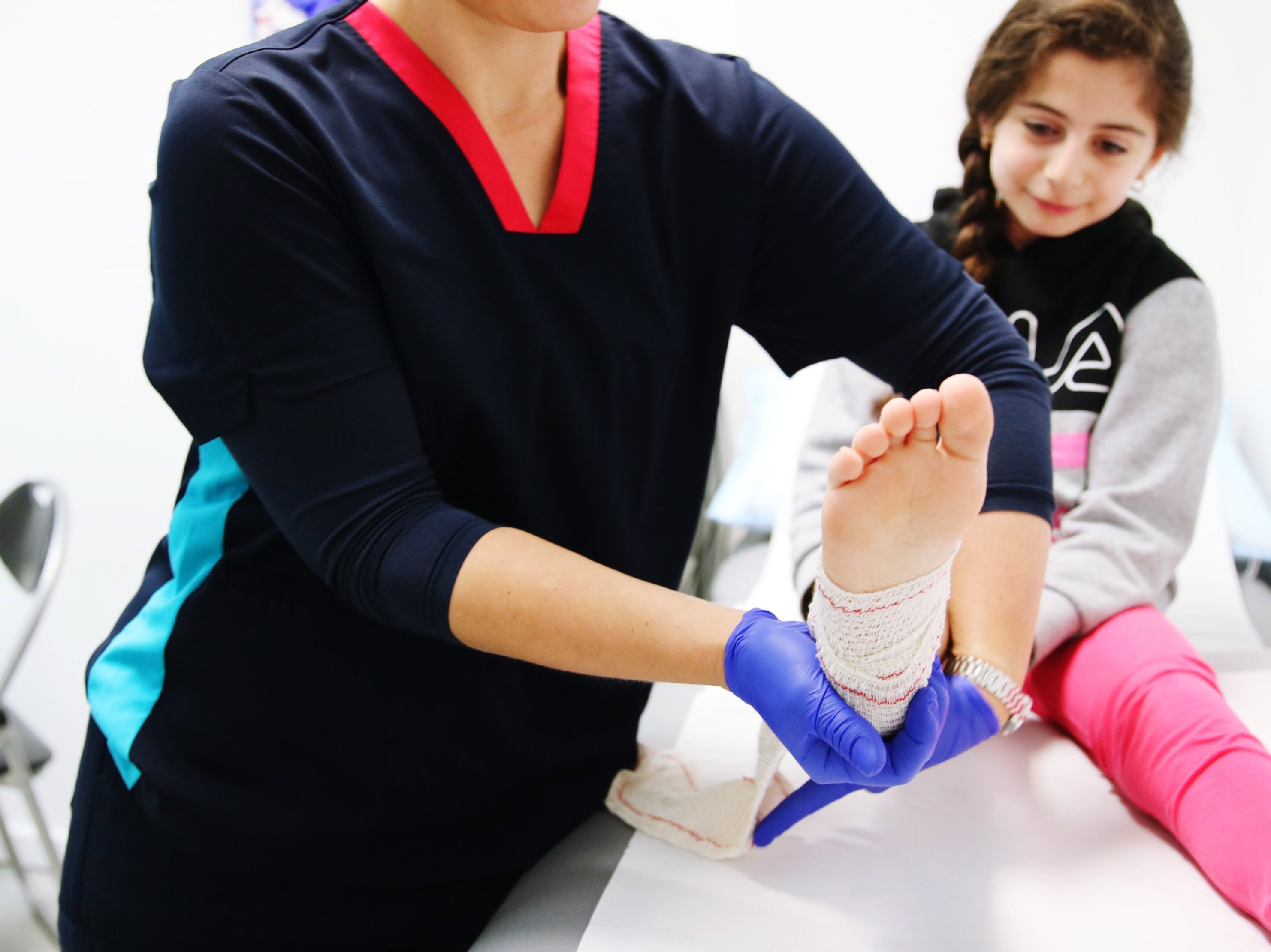 First aid for sprains and strains in children and babies