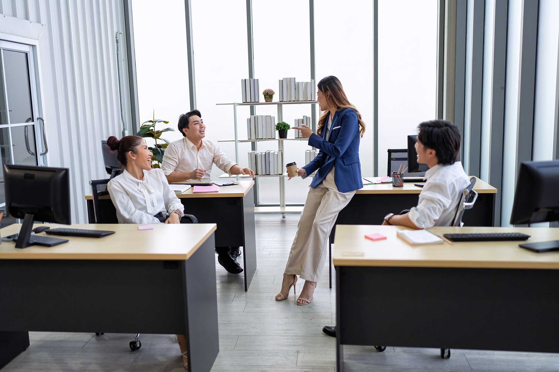 Trust in the workplace Insights from neuroscience and management - The Mandatory Training Group UK -