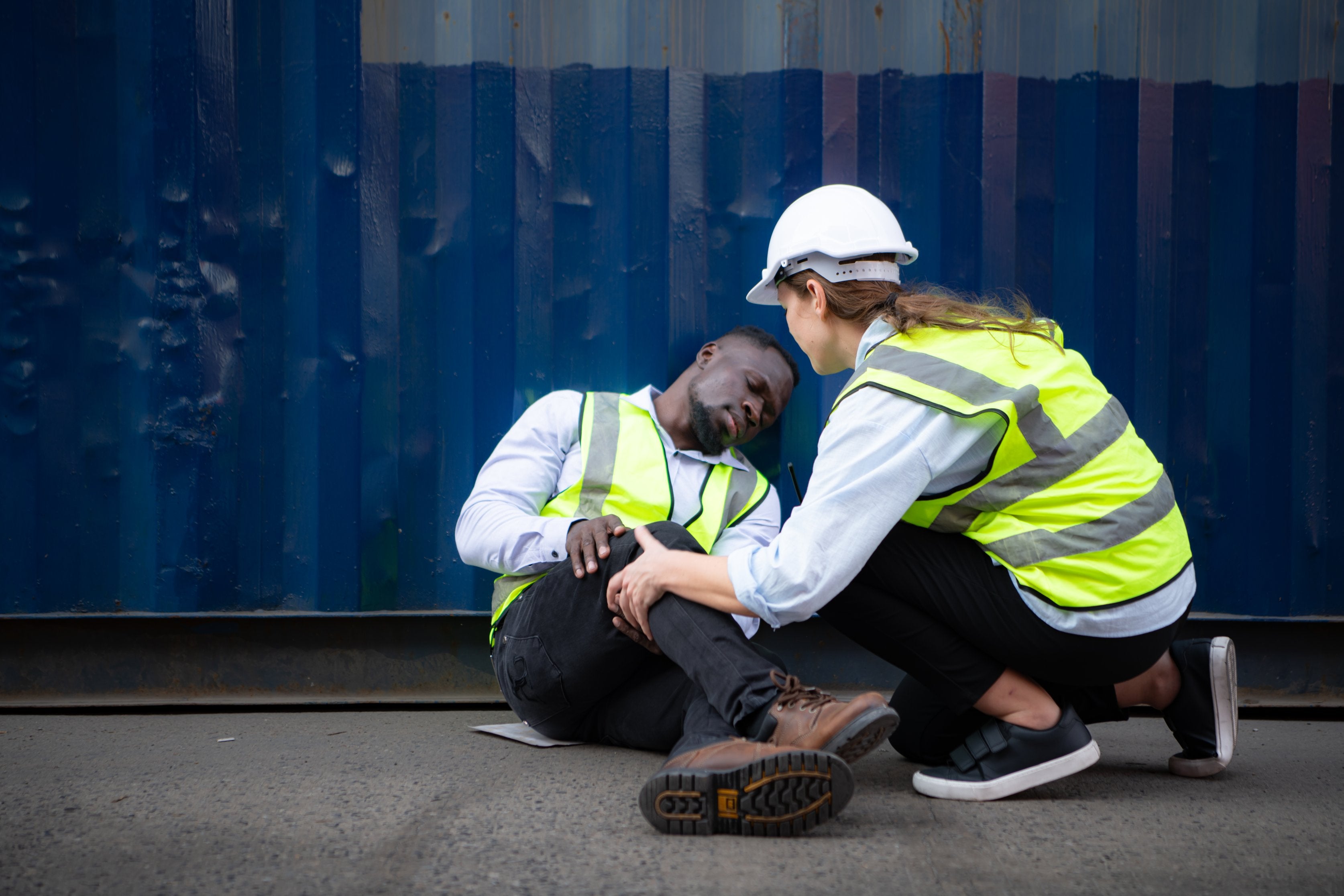 What is the role of a first aider in the workplace? - ComplyPlus™ - The Mandatory Training Group UK -