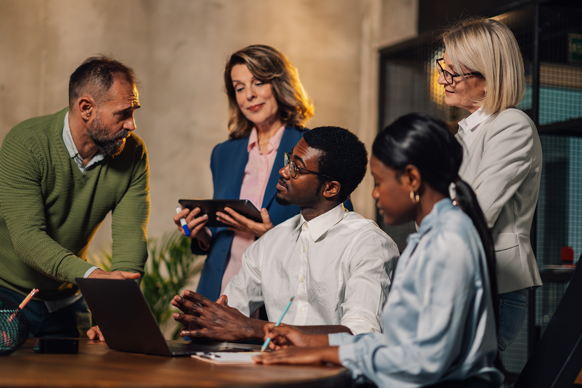 What are the top learning and development trends for 2024 - ComplyPlus LMS™ - The Mandatory Training Group UK -