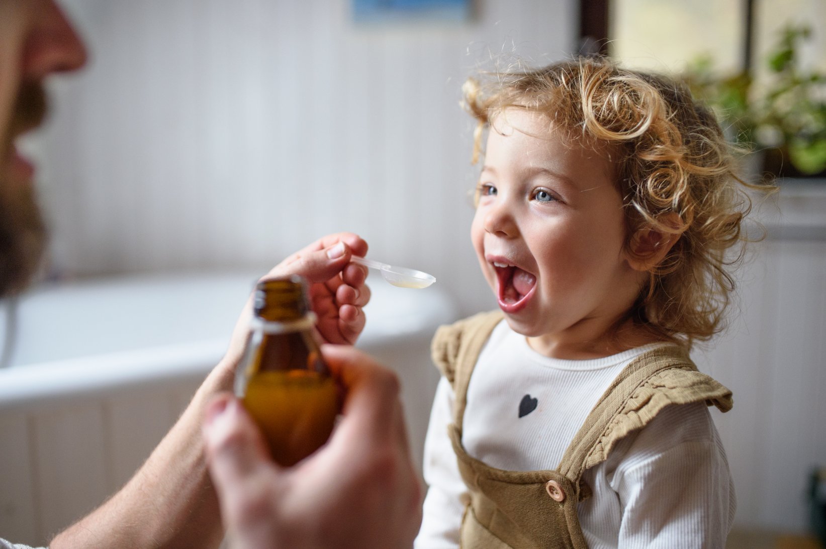 Administering medication to children in early years - ComplyPlus™ - The Mandatory Training Group UK -