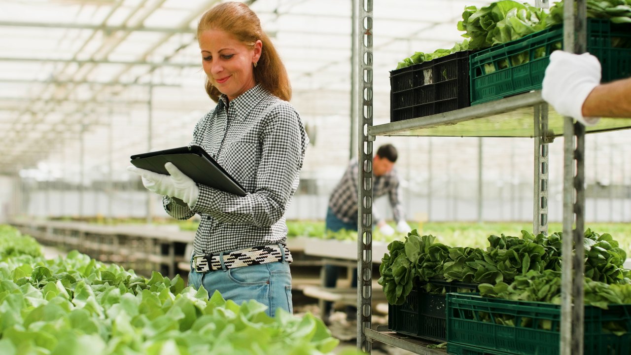 Department for Environment, Food & Rural Affairs role - ComplyPlus™ - The Mandatory Training Group UK -
