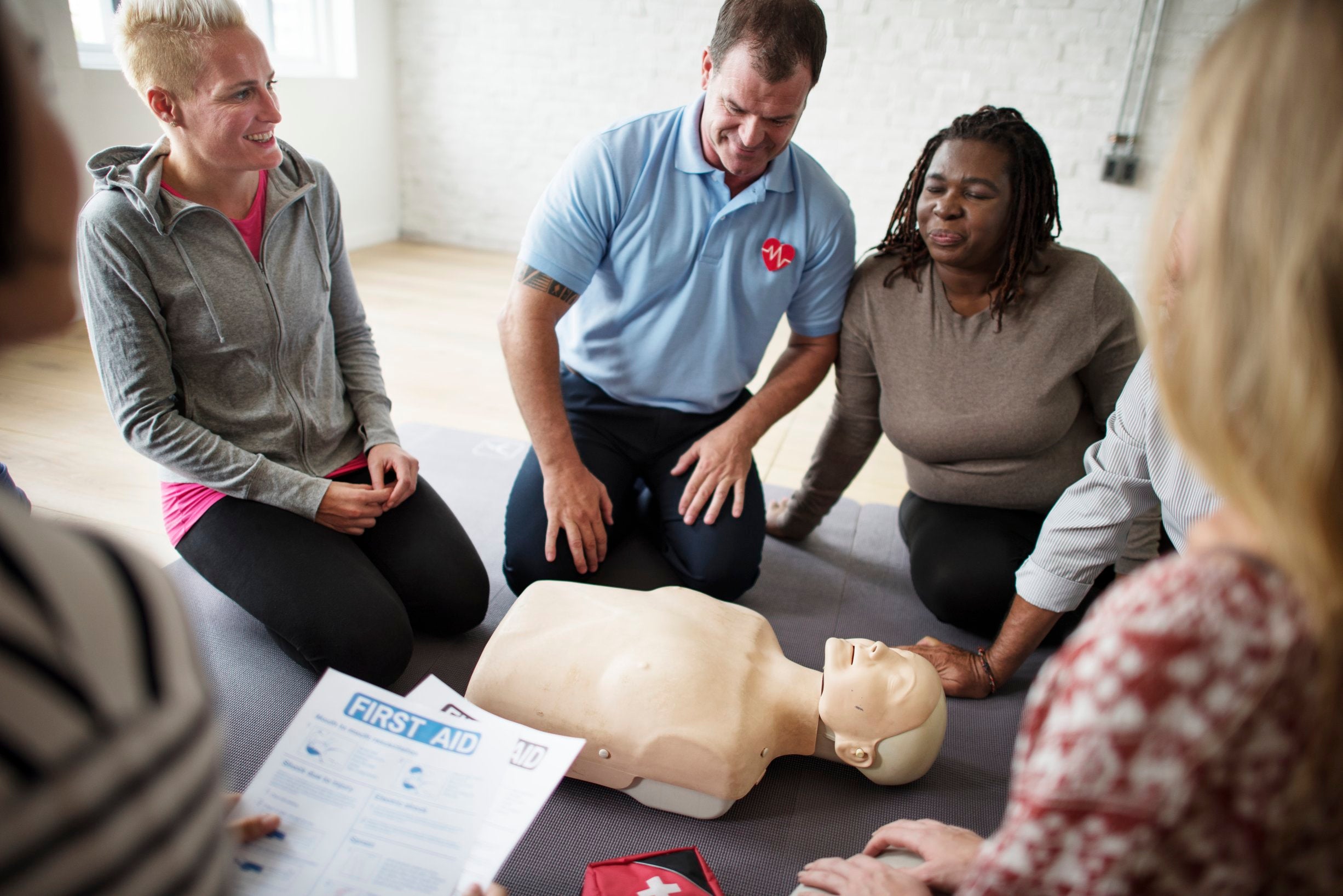 Emergency first aid at work courses & training