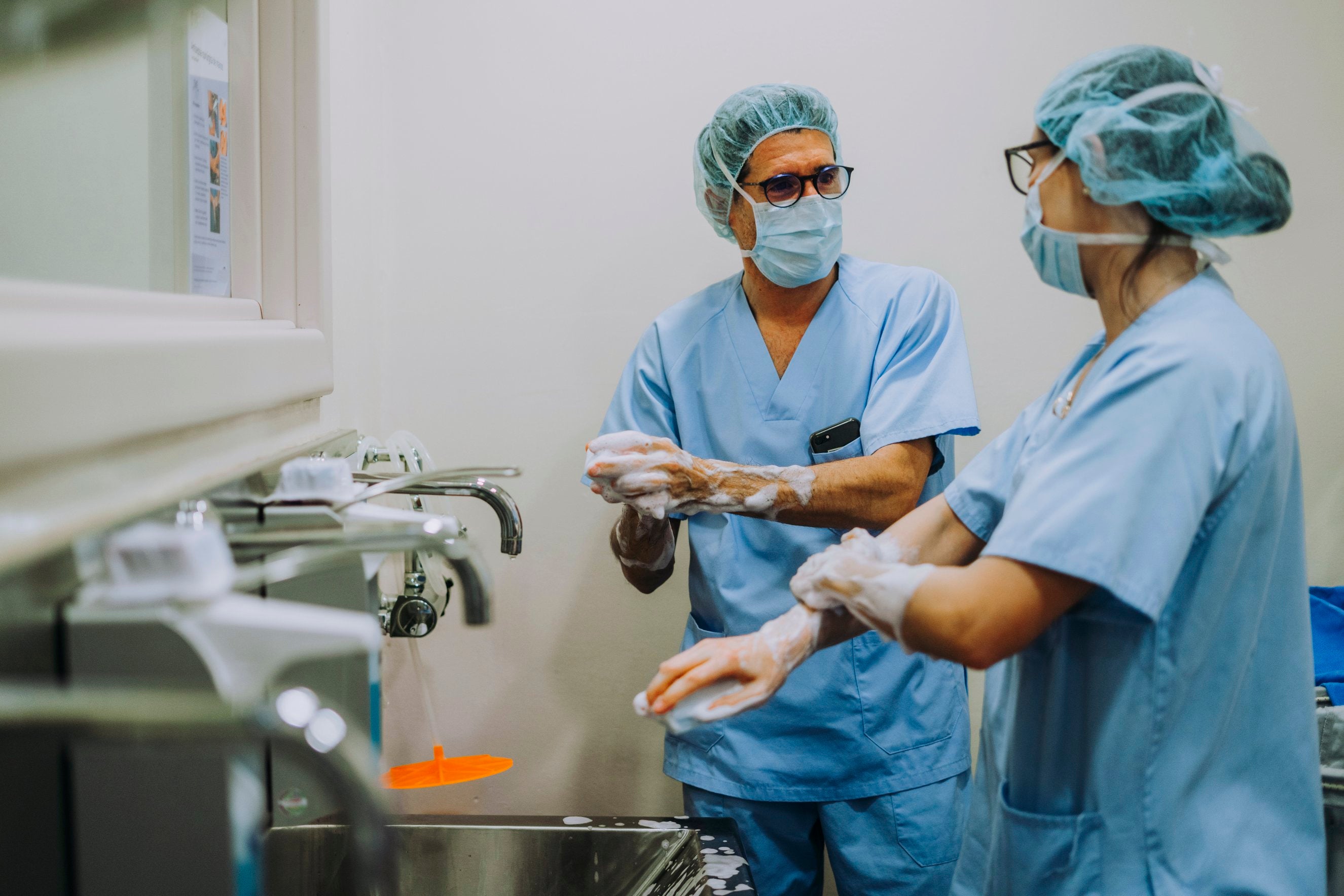 Infection prevention and control: Care certificate course