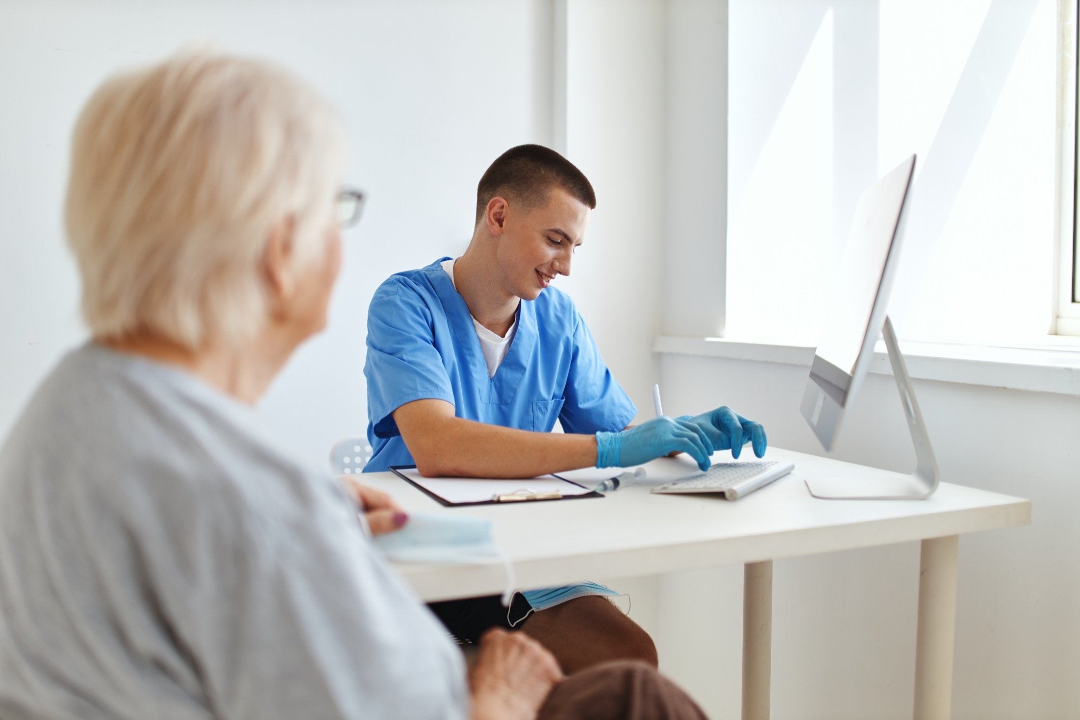 Importance of adult social care training courses