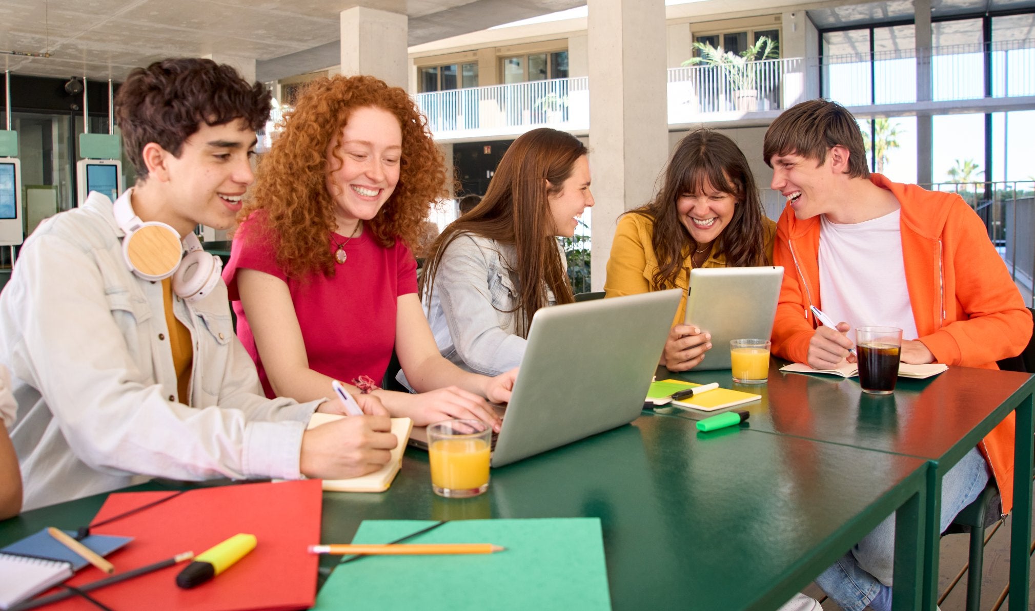 What are schools and education e-learning courses and training?