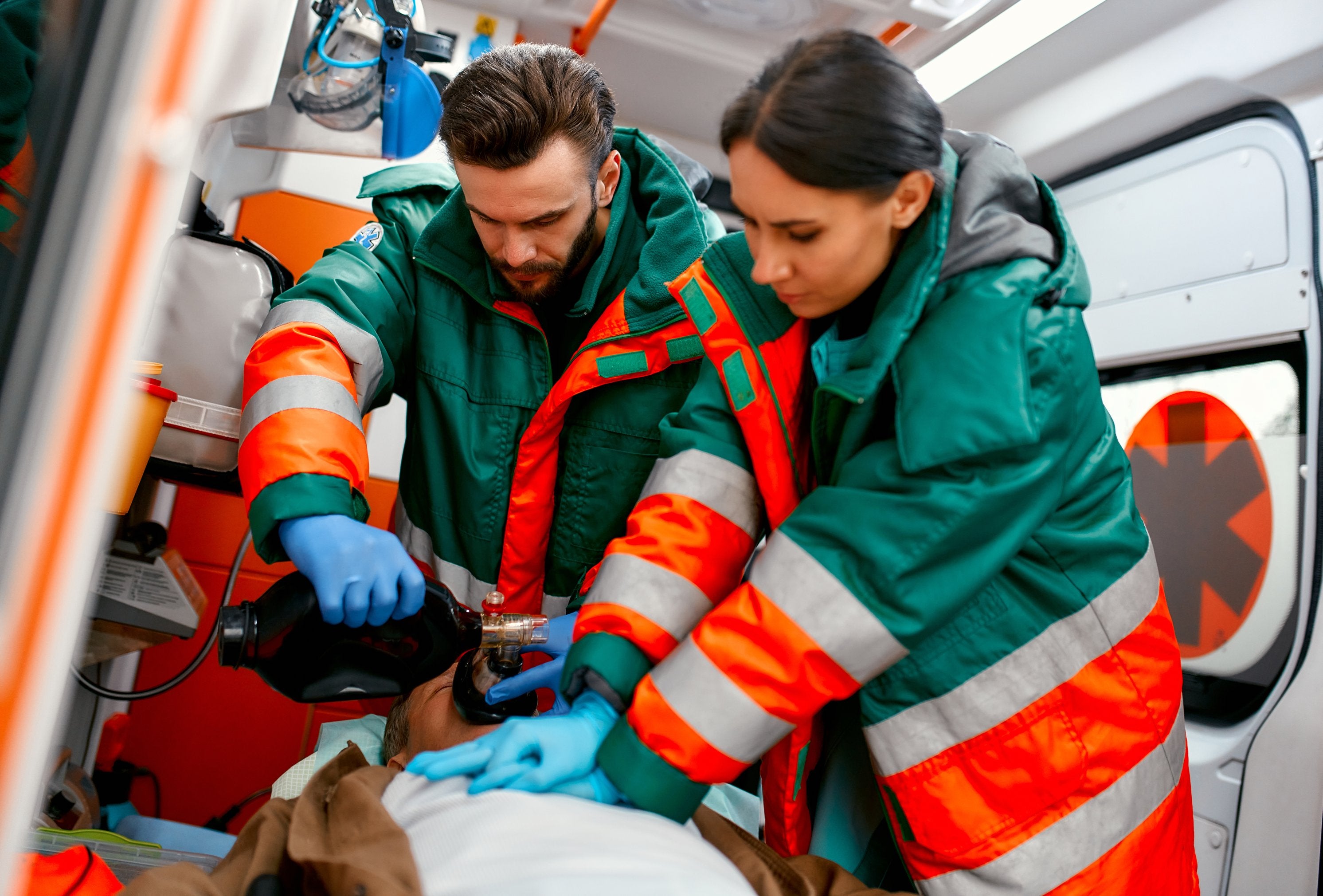 First aid treatment for respiratory arrest - ComplyPlus™ - The Mandatory Training Group UK -