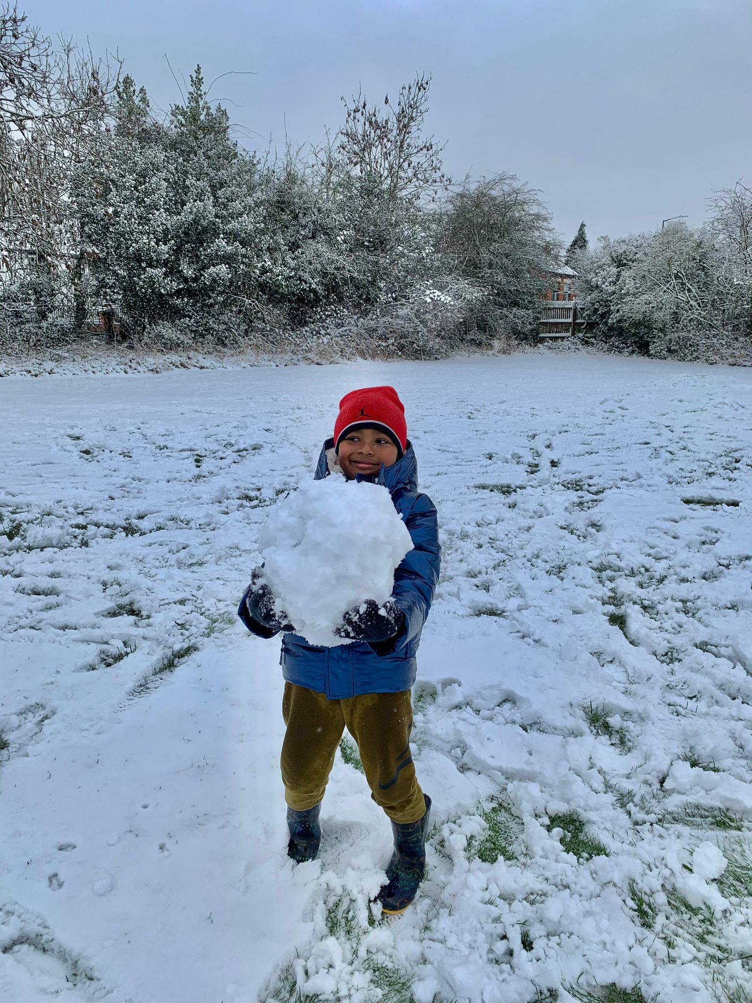 My Cool School Adventures: From Sunny Porto to Chilly England - J.T Dune