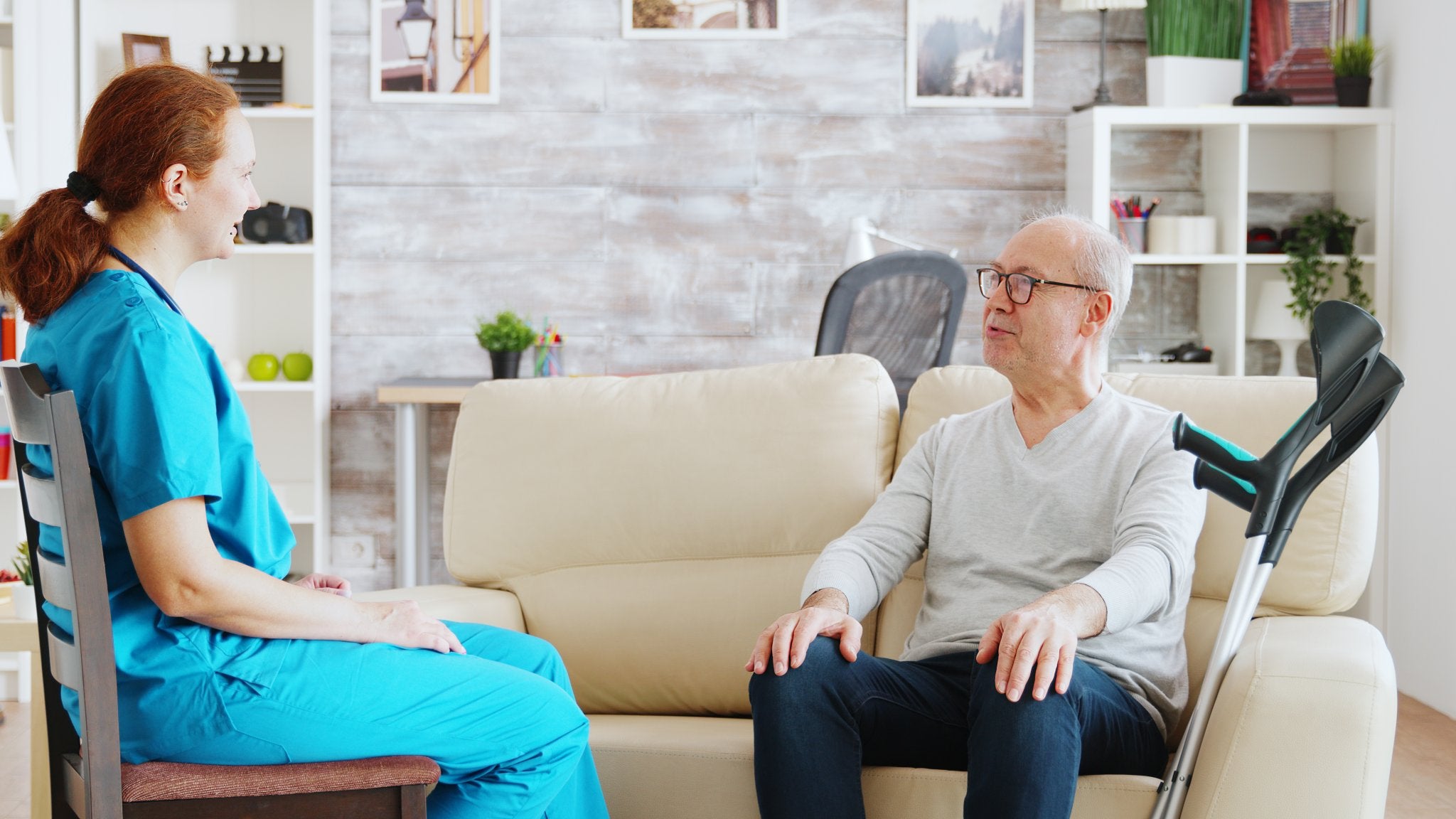What is communicating effectively in adult social care?