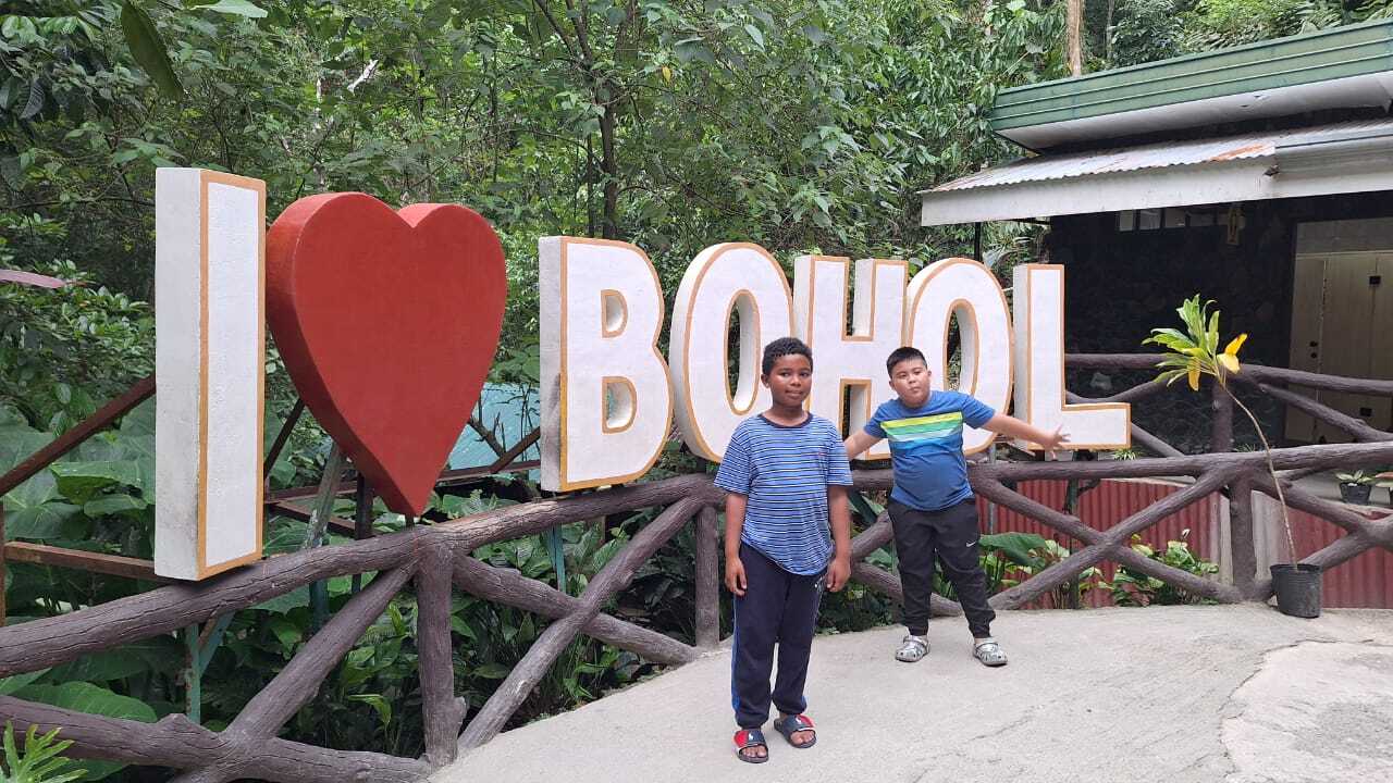 My Bohol adventures and spending time with family - J.T Dune -