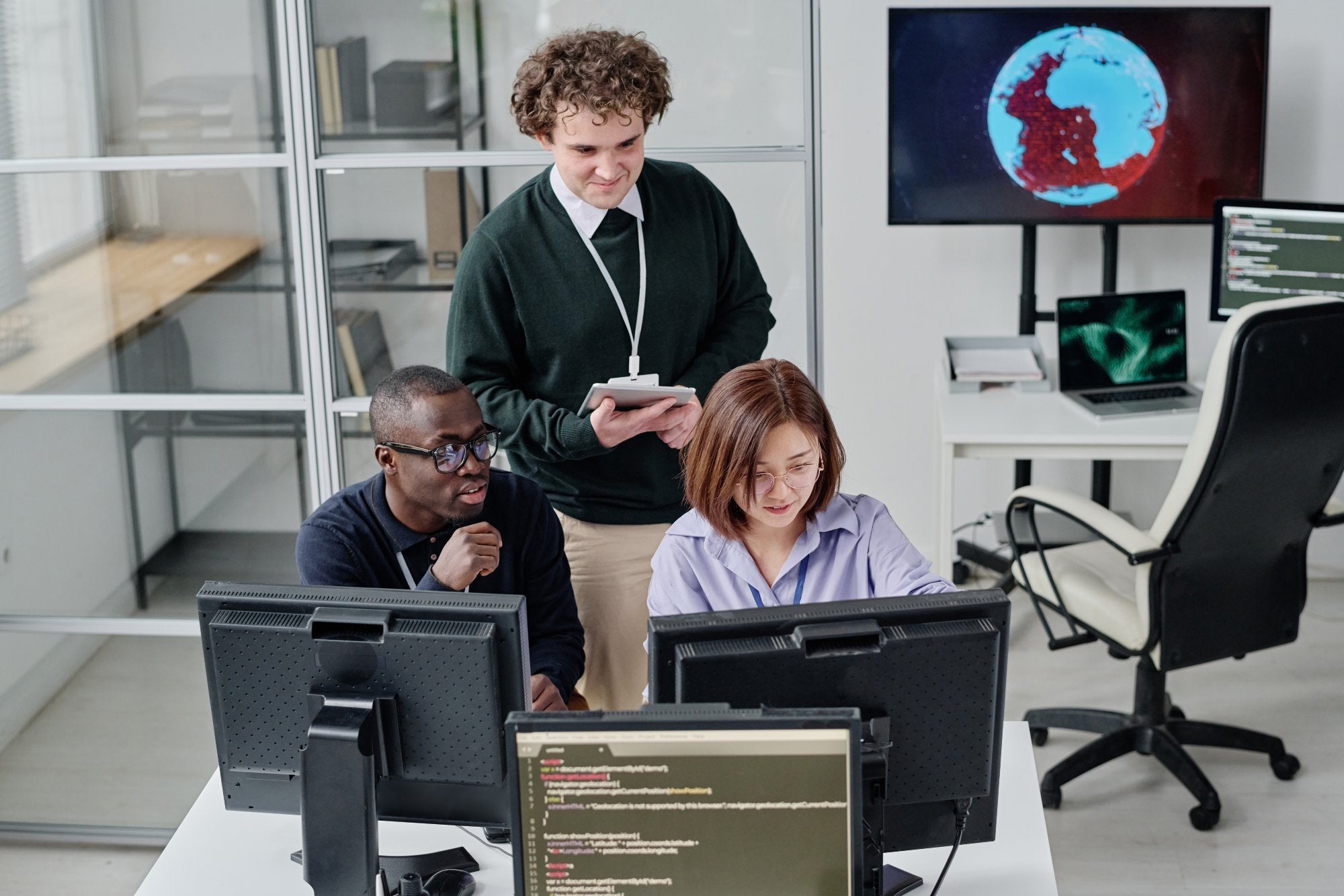 Role of the British Computer Society - ComplyPlus™ - The Mandatory Training Group UK -