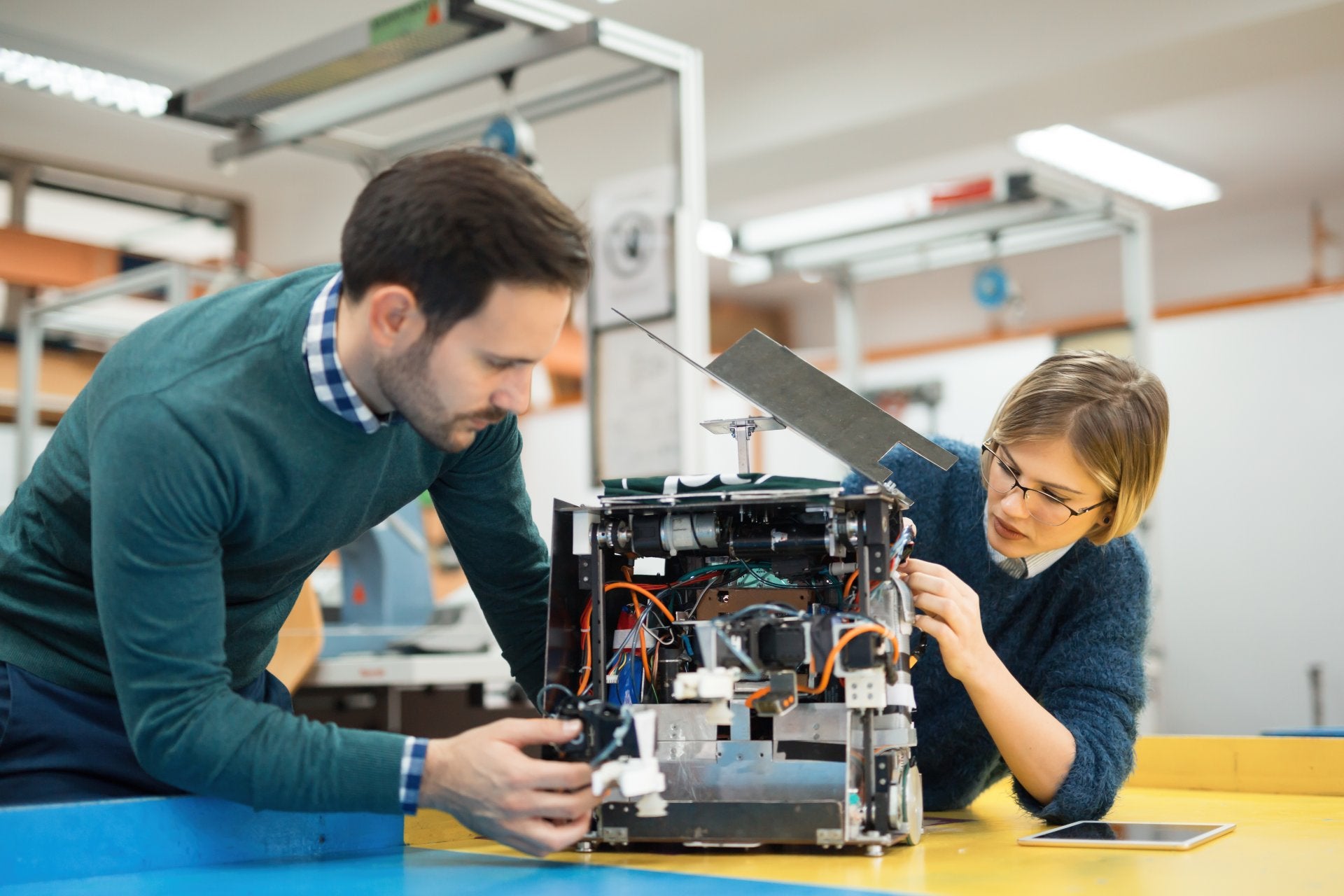 Role of the Institution of Engineering and Technology - ComplyPlus™ - The Mandatory Training Group UK -