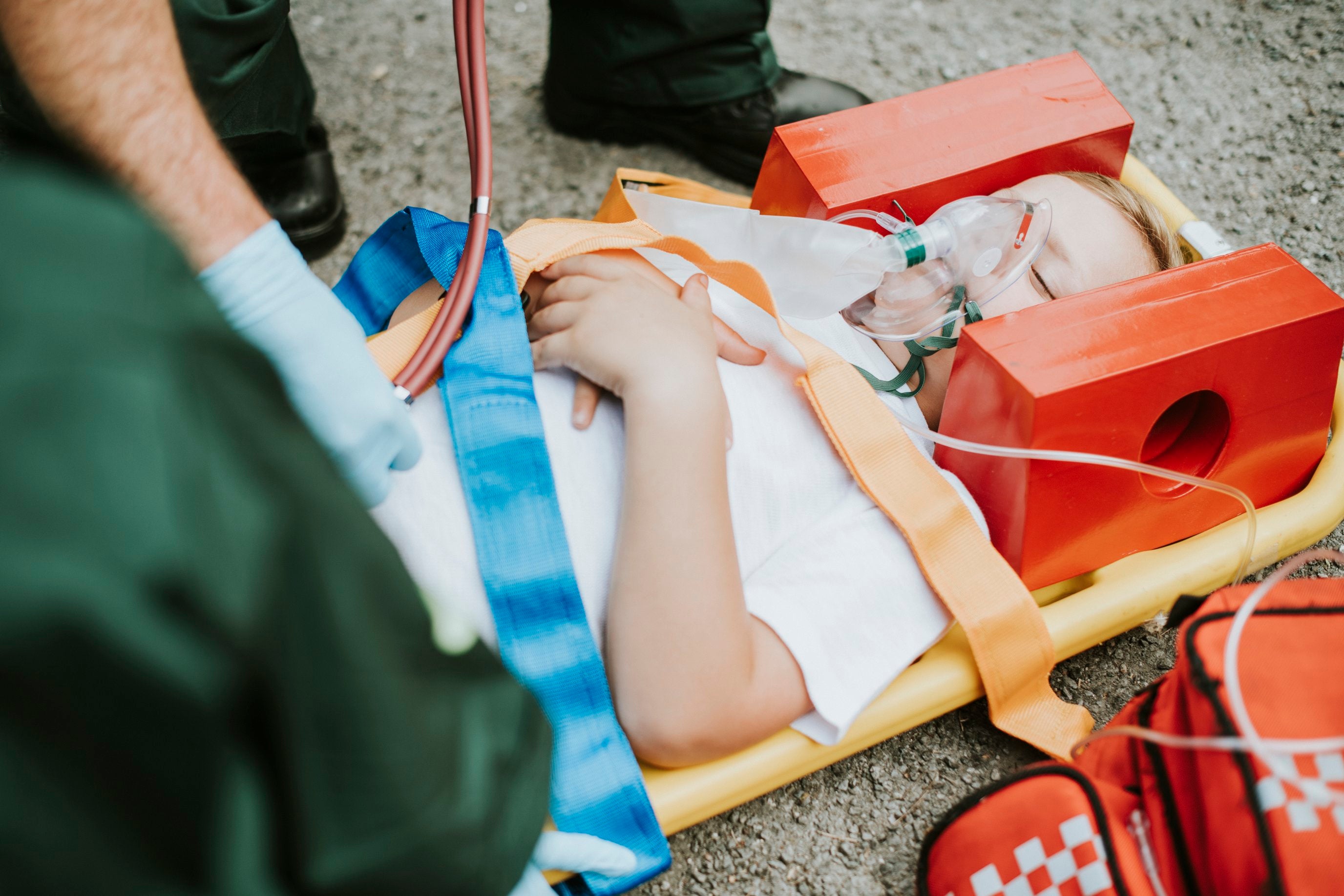 Surveying the scene: Paediatric first aid - ComplyPlus™ - The Mandatory Training Group UK -