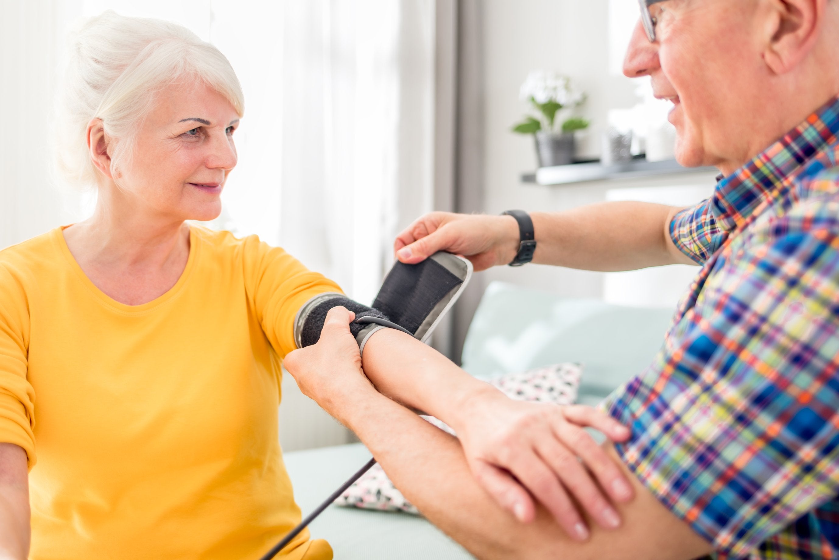 First aid treatment for high blood sugar - ComplyPlus™ - The Mandatory Training Group UK -