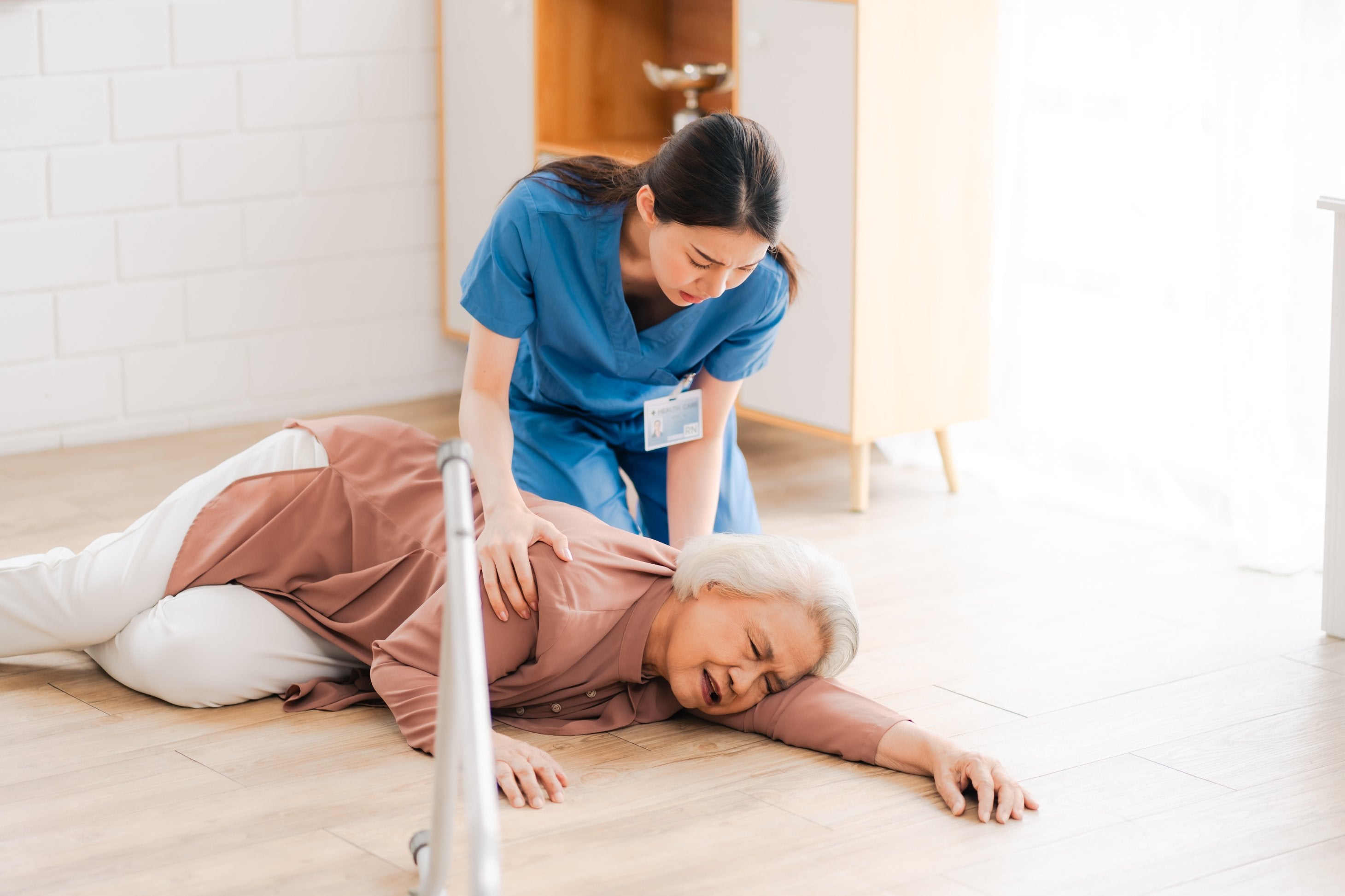 Unsafe moving and handling people techniques