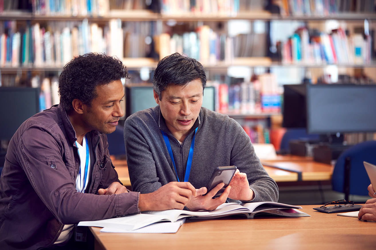 What are the best ways of implementing mobile learning - ComplyPlus LMS™ - The Mandatory Training Group UK -